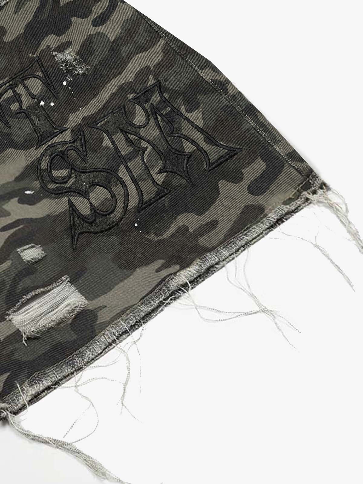 Distressed Camo Multi-Pocket Straight-Leg Denim Shorts