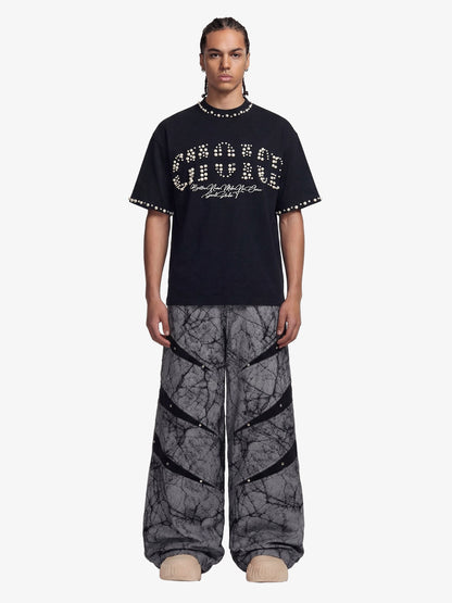 Chic Oversized T-Shirt with Pearl Accents