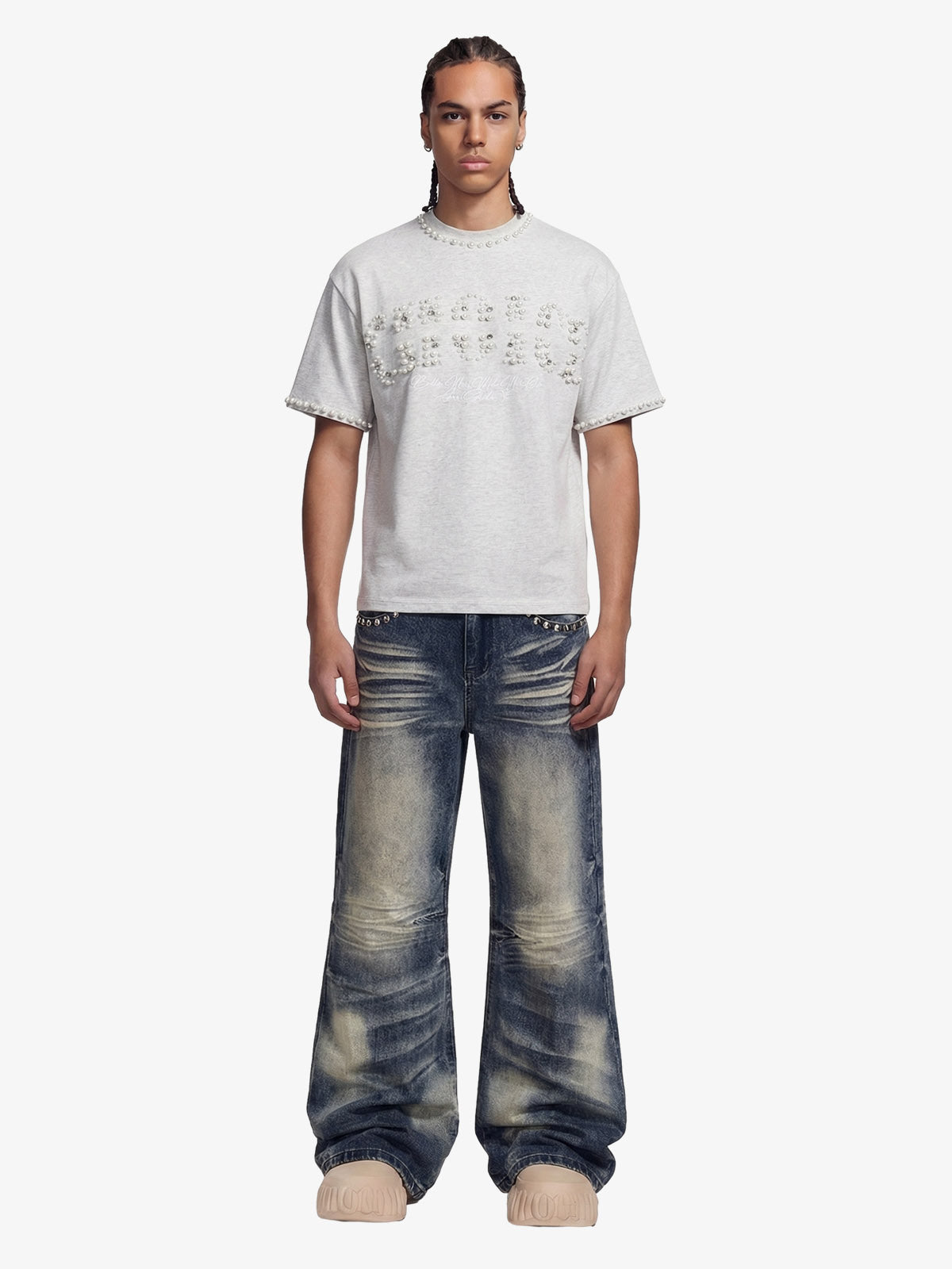 Chic Oversized T-Shirt with Pearl Accents