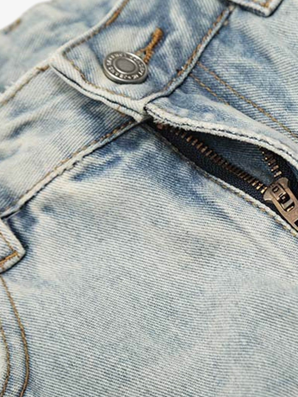 Light Wash Relaxed Fit Denim Shorts