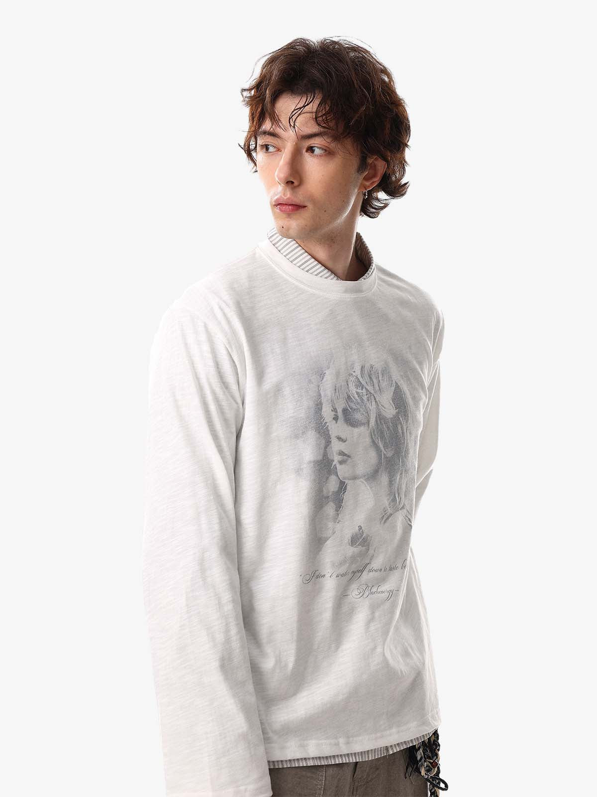 Retro Portrait Design Long Sleeve Tee