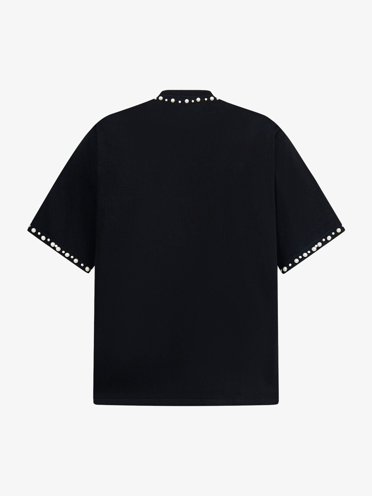 Chic Oversized T-Shirt with Pearl Accents