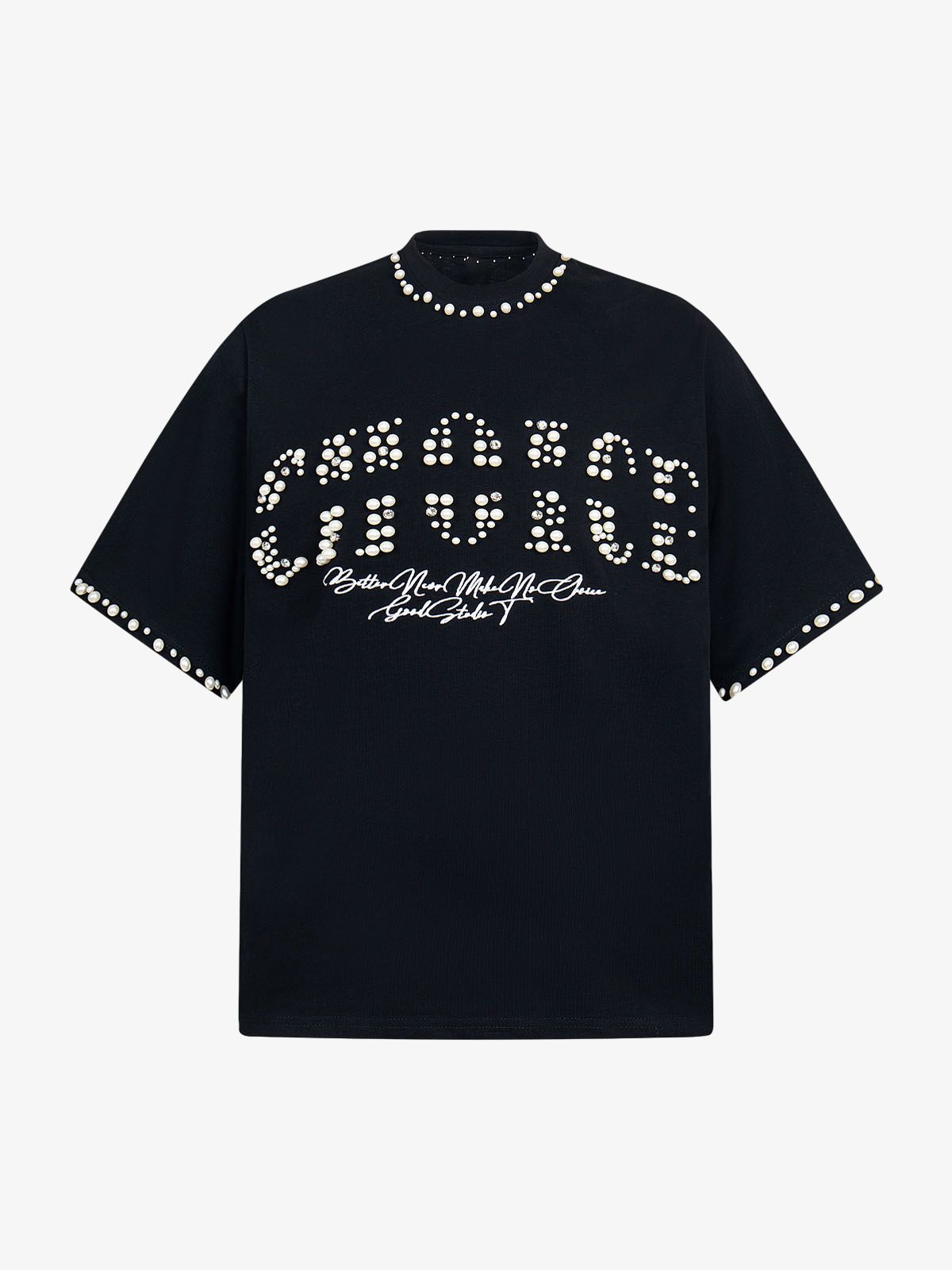 Chic Oversized T-Shirt with Pearl Accents