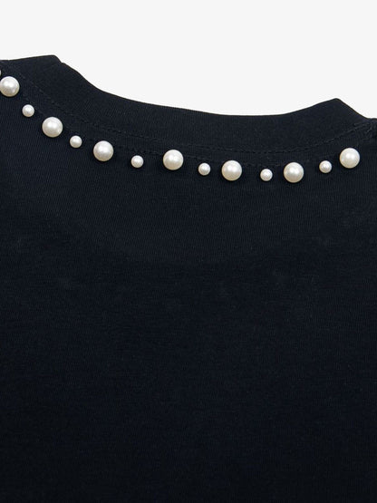 Chic Oversized T-Shirt with Pearl Accents